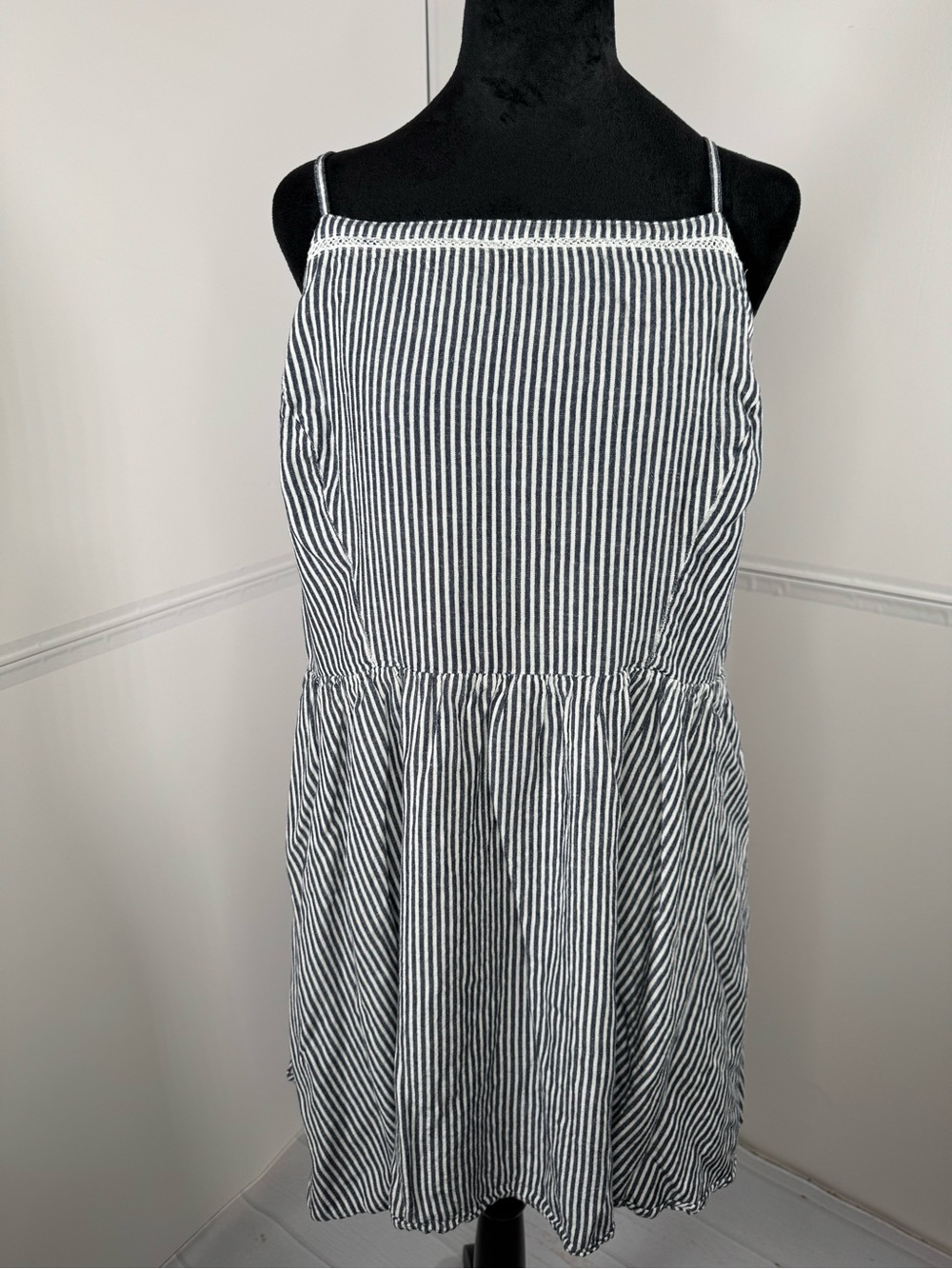 Old Navy Striped Tiered Swing Dress Adjustable Straps Size XL